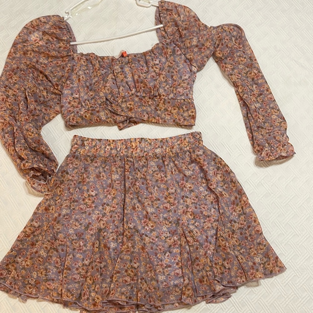 Two piece set